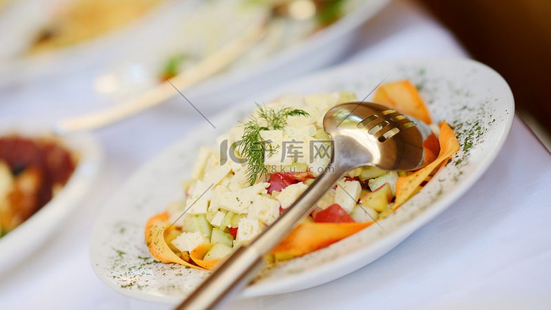成都休闲食品礼盒装：揭秘厂家直销背后的秘密